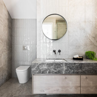Design ideas for a contemporary bathroom in Brisbane.
