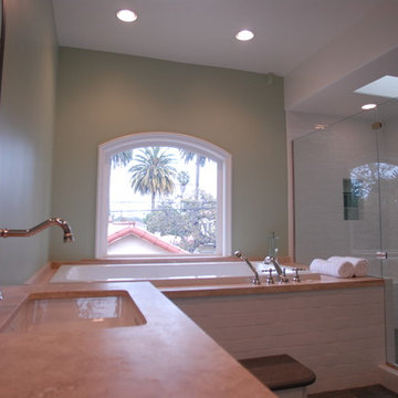 WLA house/Master bedroom/Master bath