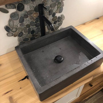 Wood & Stone Bath