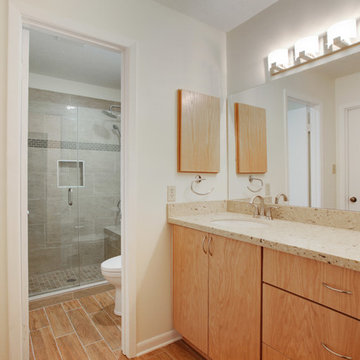 Woodmere, Harvey, LA - bathroom remodleing/flooring installation