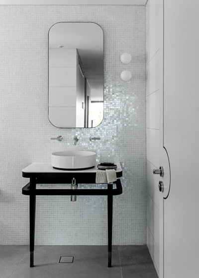 Contemporary Bathroom by Hollier Studio