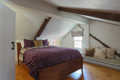 ボストンにあるトラディショナルスタイルのおしゃれな寝室