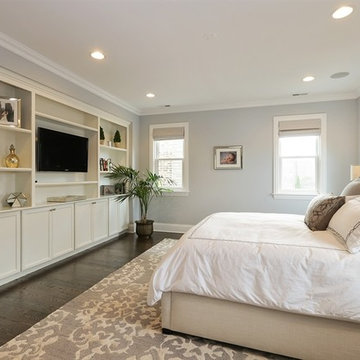 2 Flat conversion to single family in North Center