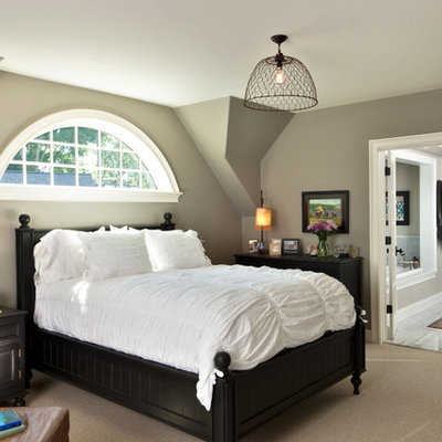 Bedroom - traditional carpeted bedroom idea in New York with gray walls