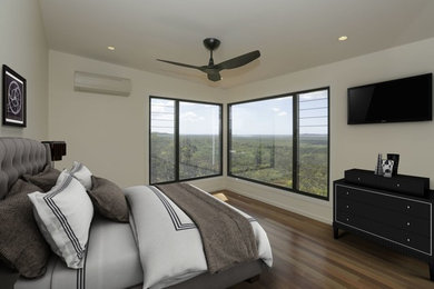 Trendy bedroom photo in Sunshine Coast