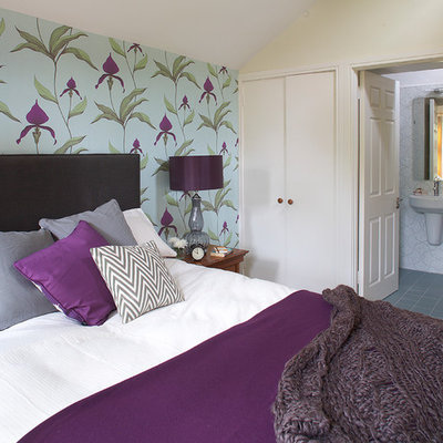 Bedroom - contemporary bedroom idea in Dublin with multicolored walls