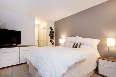 Trendy bedroom photo in Vancouver