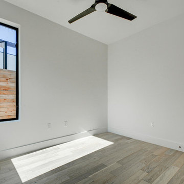 701 W Monroe B