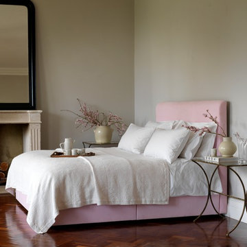 A bedroom for Spring