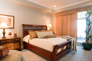 Bedroom - traditional master bedroom idea in Portland