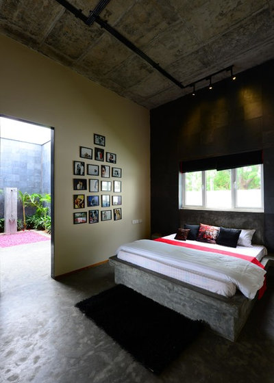 Contemporary Bedroom by Aamir and Hameeda Associates