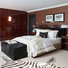 Modern Bedroom by Maurizio Pellizzoni Ltd