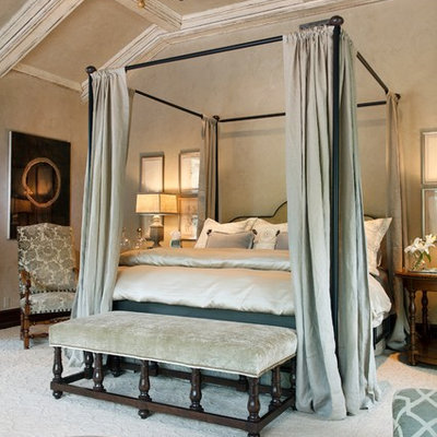 Bedroom - traditional bedroom idea in Wichita with beige walls
