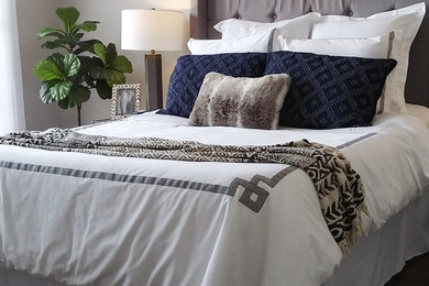 Inspiration for a scandinavian bedroom remodel in Charlotte