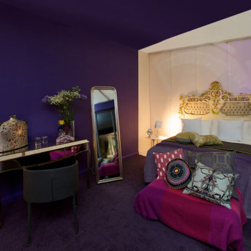 ARTIST HOUSE OF COLOUR