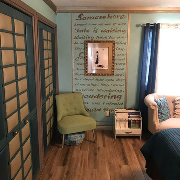 Artist Tribute Retro Guest Bedroom