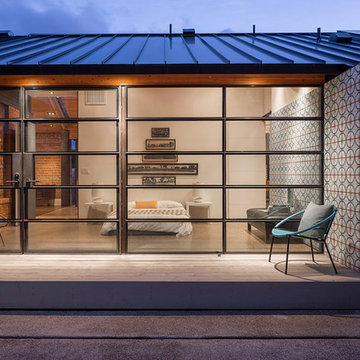 Az Bungalow Modernized