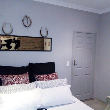 Bachelor living, with a touch of love