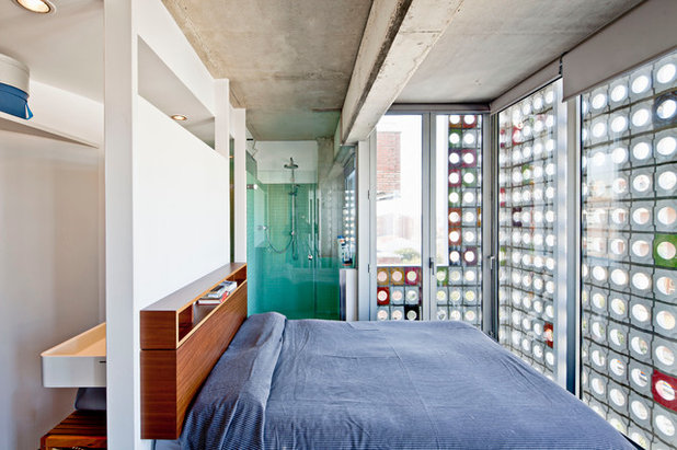 Industrial Dormitorio by Lagula Arquitectes