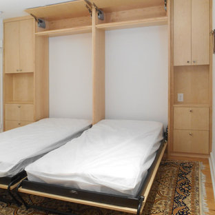 Foto de dormitorio actual pequeño