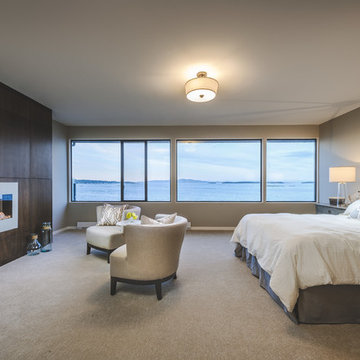 Beach Style Bedroom