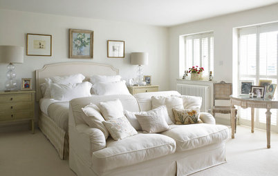 10 Ways to a Beautiful White Bedroom