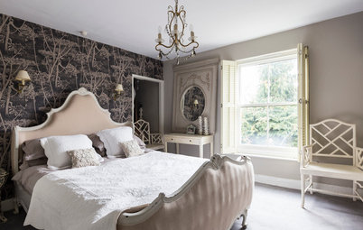 Houzz Tour: Contemporary Take on a 19th-Century Country Cottage