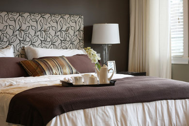Bedding & Decorative Pillows