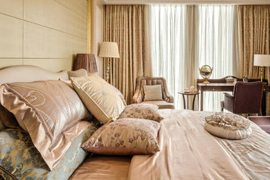 バンクーバーにあるトラディショナルスタイルのおしゃれな寝室のレイアウト