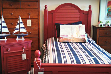 Inspiration for a nautical bedroom in Grand Rapids.