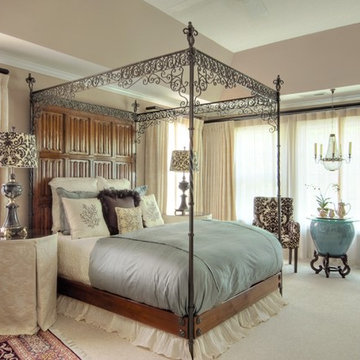 Bedroom Suite: Traditional