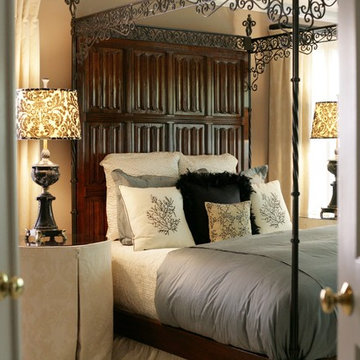 Bedroom Suite: Traditional