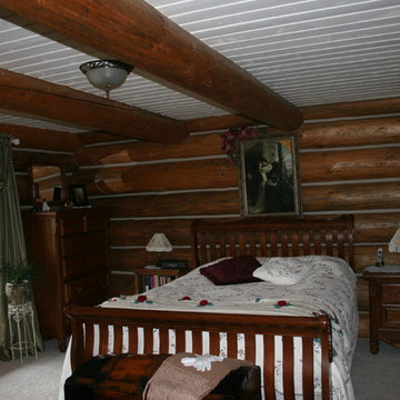Bedroom with Outdoor Access