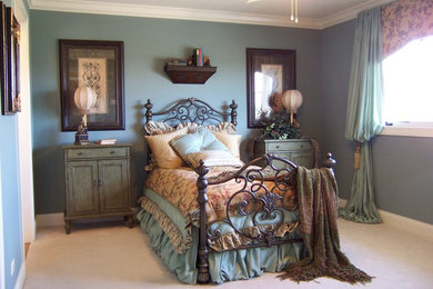 Bedrooms & Custom Bedding