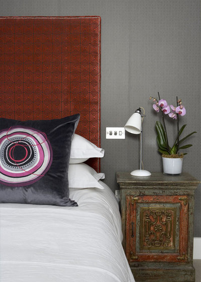 Eclectic Bedroom by Anne Webster Designs Pty Ltd