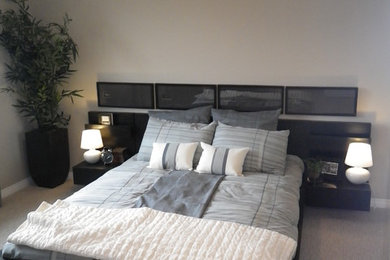 Bedroom - bedroom idea in Calgary