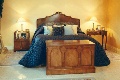 Inspiration for a traditional bedroom in Essex.