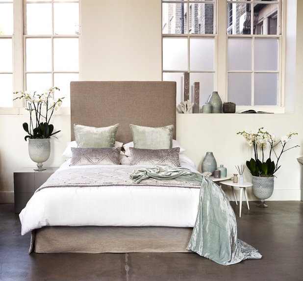 Contemporary Bedroom by Kelly Hoppen Interiors