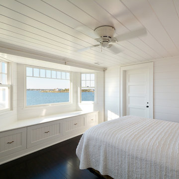 Before & After: Hamptons Beach House Bedroom (2013)