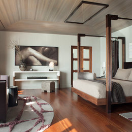 https://www.houzz.com/photos/belvedere-contemporary-bedroom-san-francisco-phvw-vp~1311646