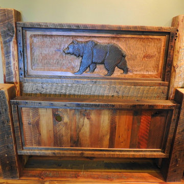BIG TIMBER BEAR BED * Hand Carved * Reclaimed Barnwood Bed