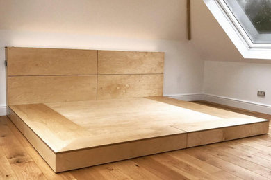 This is an example of a modern bedroom in Sussex.