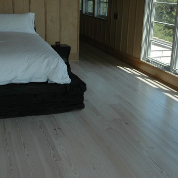 Bleached Heart Pine Wide Plank Flooring
