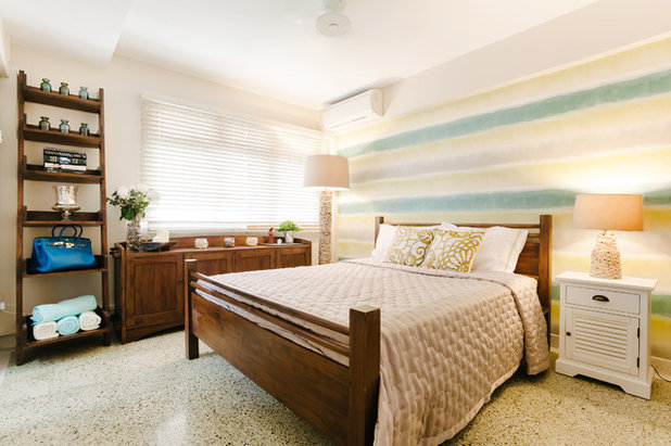 Coastal Bedroom by Interior Design Journey Pte Ltd