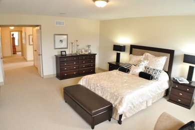 Elegant bedroom photo in Ottawa