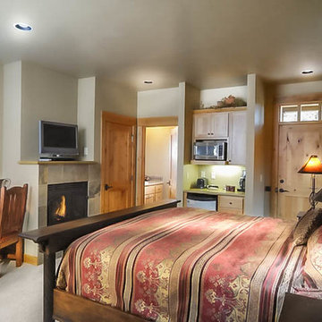 Brasada Ranch Resort – Rimrock 1 story Cabin with Lock-offs (for rental)