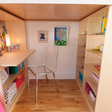Brooklyn Heights; Two dumbo loft beds for two sisters