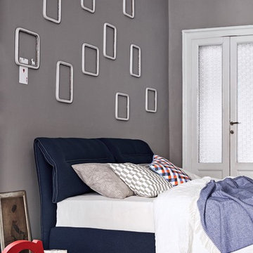 Campo Upholstered Platform Bed by Bonaldo