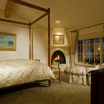 Carmel Cozy and Intimate