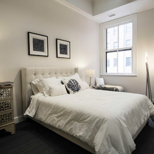 Diseño de dormitorio tipo loft, ecléctico, pequeño, con paredes grises, moqueta y suelo negro